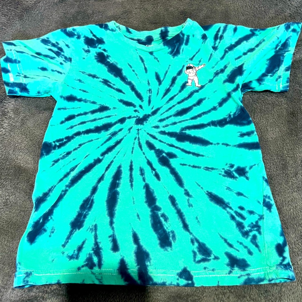 Selling tie dye astronaut shirt size 6